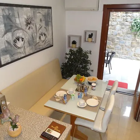 King Mit Zwei Schlafzimmer Appartement *